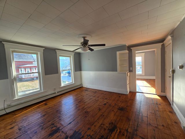 452 Manchester Street, Manchester, NH 03103