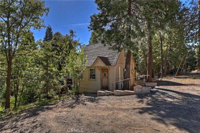1262 Bear Springs Road, Rimforest, CA 92378