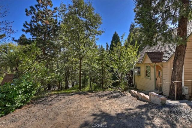 1262 Bear Springs Road, Rimforest, CA 92378
