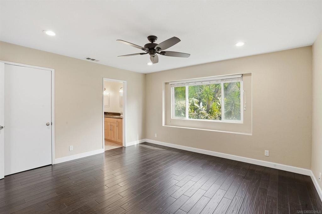 Image 21 of property listing at 1226 Country Club, Escondido, CA 92029