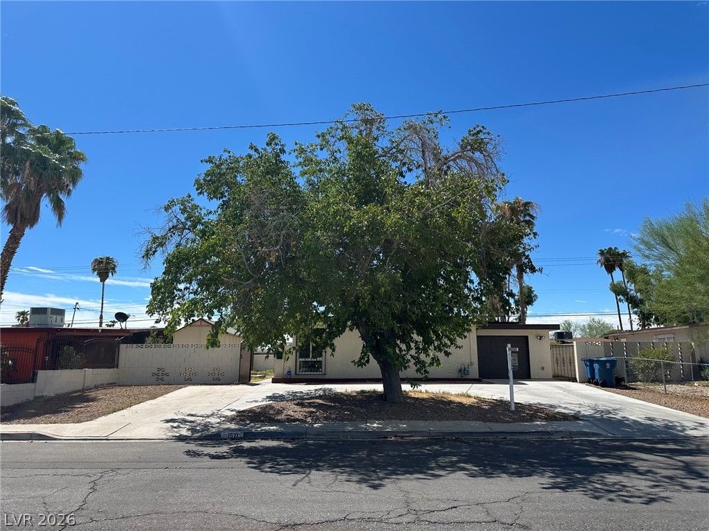 1571 Serenada Avenue, Las Vegas, NV 89169 — exterior