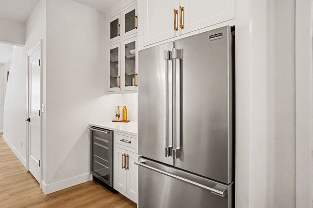 14805 Crest View Court, South Haven Twp, MI 49090