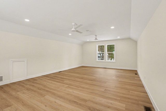 14805 Crest View Court, South Haven Twp, MI 49090