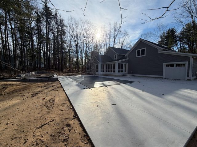 14805 Crest View Court, South Haven Twp, MI 49090