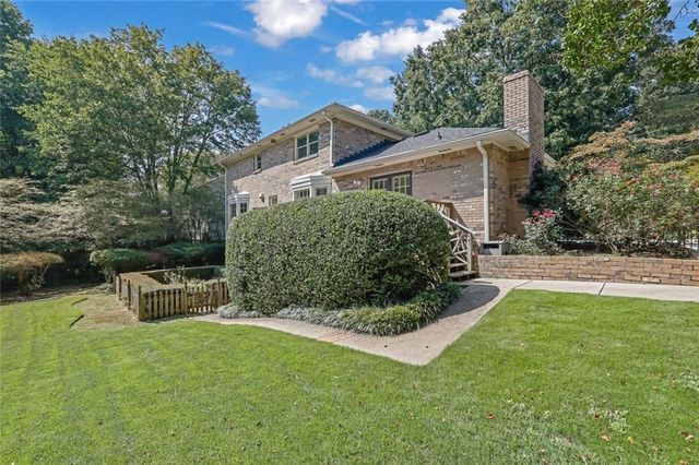 5179 Meadowlake Drive, Dunwoody, GA 30338
