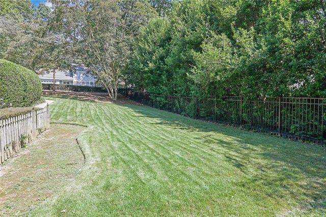 5179 Meadowlake Drive, Dunwoody, GA 30338