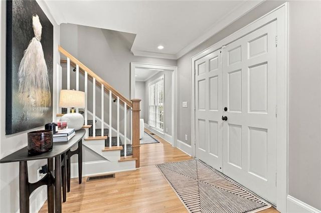 5179 Meadowlake Drive, Dunwoody, GA 30338
