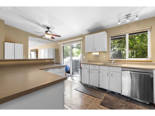1837 Se JO Ct, Milwaukie, OR 97267