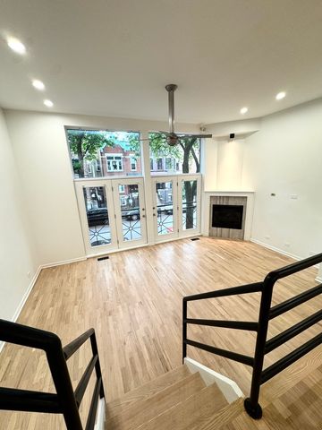1107 N Wolcott Avenue, Chicago, IL 60622