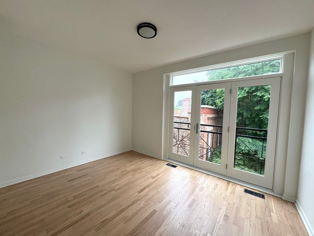 1107 N Wolcott Avenue, Chicago, IL 60622