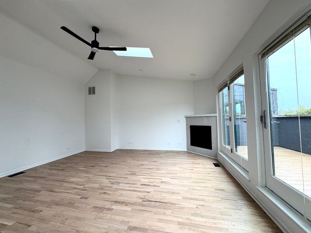 1107 N Wolcott Avenue, Chicago, IL 60622
