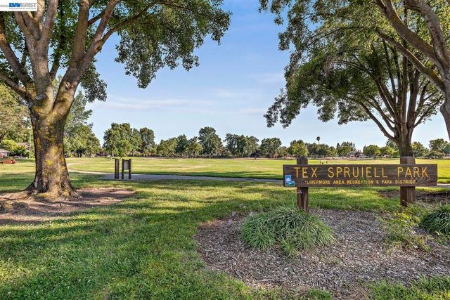 1149 Geneva St, Livermore, CA 94550