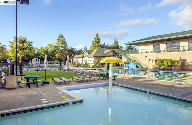 1149 Geneva St, Livermore, CA 94550