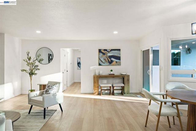 1149 Geneva St, Livermore, CA 94550