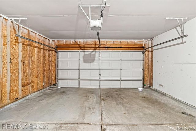 4399 Eagle Lane, Burton, MI 48519