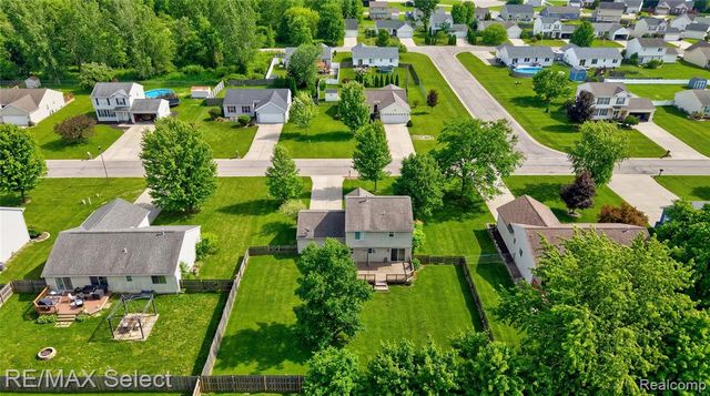 4399 Eagle Lane, Burton, MI 48519