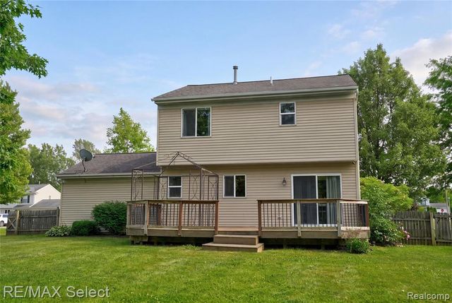 4399 Eagle Lane, Burton, MI 48519