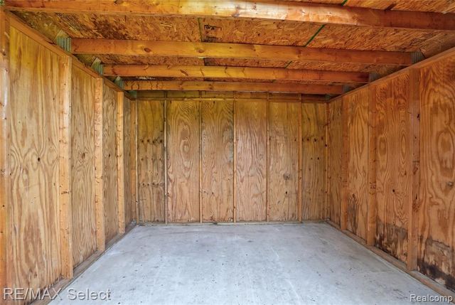 4399 Eagle Lane, Burton, MI 48519