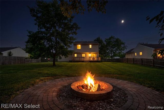 4399 Eagle Lane, Burton, MI 48519