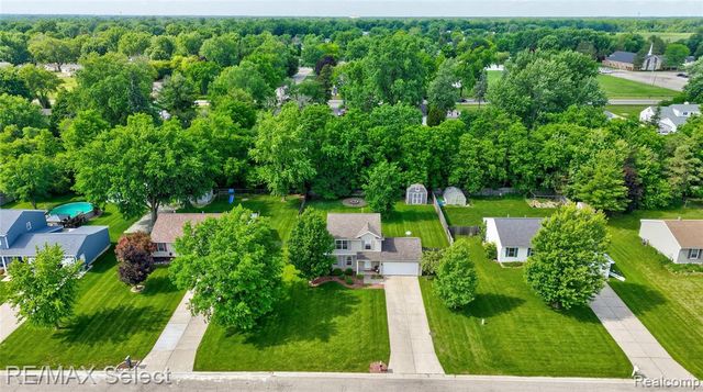 4399 Eagle Lane, Burton, MI 48519