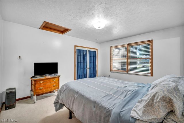 6224 Denise Drive, North Ridgeville, OH 44039