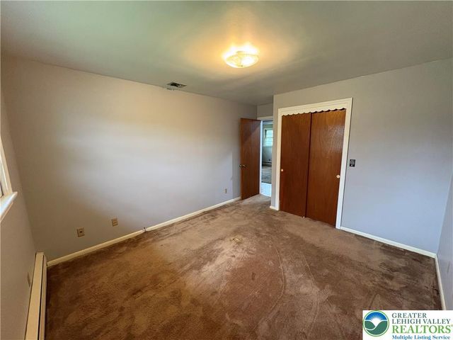 2556 Park View Road, Slatington Boro, PA 18080