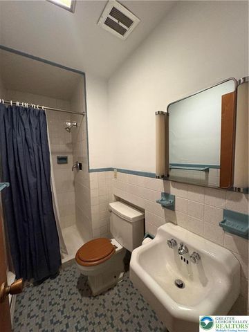 2556 Park View Road, Slatington Boro, PA 18080