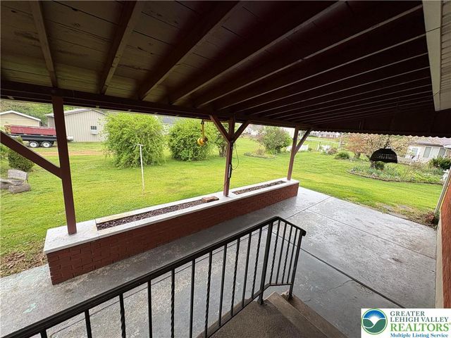 2556 Park View Road, Slatington Boro, PA 18080