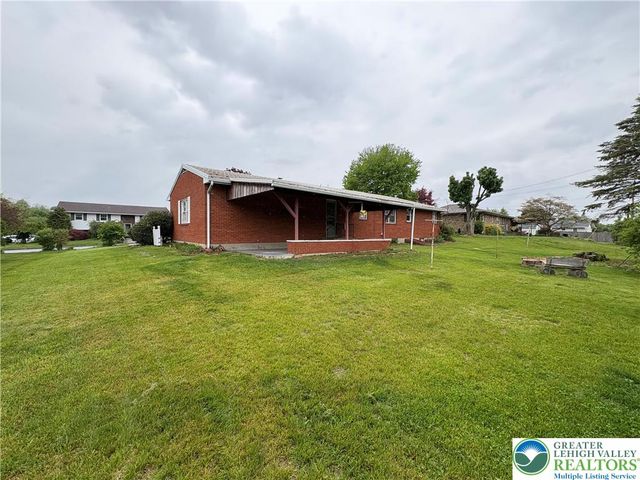 2556 Park View Road, Slatington Boro, PA 18080