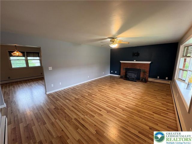 2556 Park View Road, Slatington Boro, PA 18080