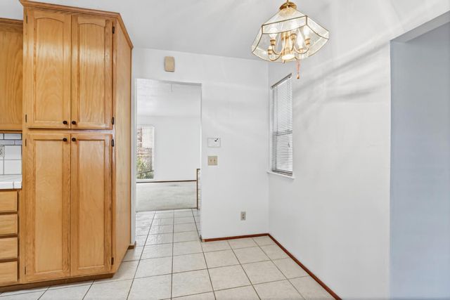 5505 Great Smokey St, Sacramento, CA 95823