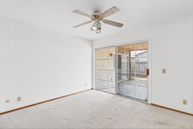 5505 Great Smokey St, Sacramento, CA 95823