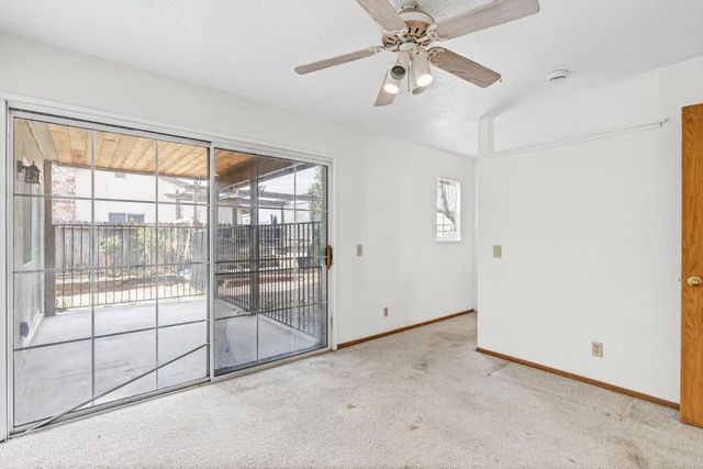 5505 Great Smokey St, Sacramento, CA 95823