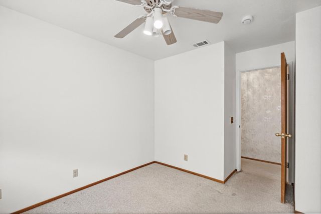 5505 Great Smokey St, Sacramento, CA 95823