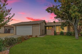 5505 Great Smokey St, Sacramento, CA 95823