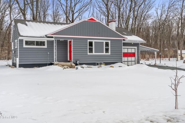 15 Maywood Drive, Glenville, NY 12302