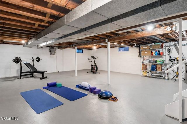 15 Maywood Drive, Glenville, NY 12302