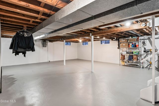 15 Maywood Drive, Glenville, NY 12302