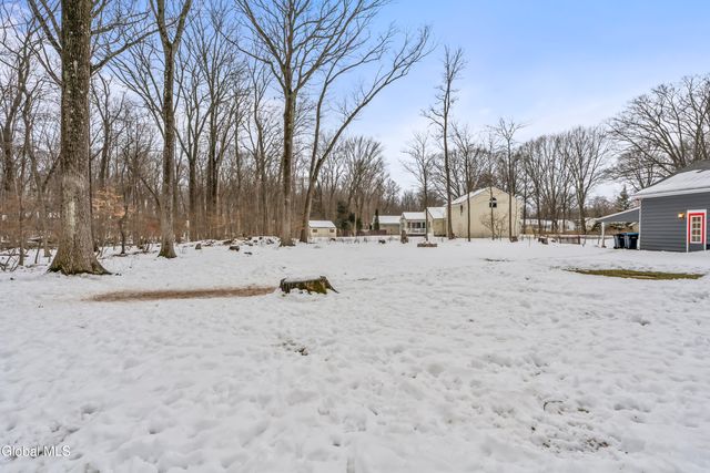 15 Maywood Drive, Glenville, NY 12302