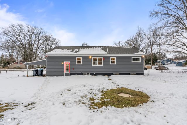 15 Maywood Drive, Glenville, NY 12302