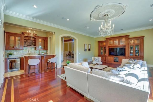 270 W Palm Drive, Arcadia, CA 91007