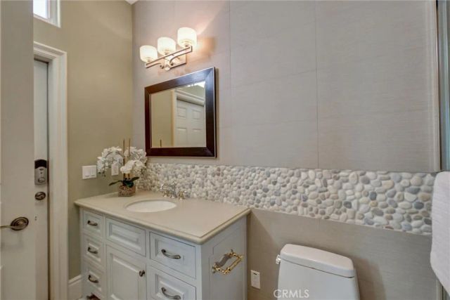 270 W Palm Drive, Arcadia, CA 91007