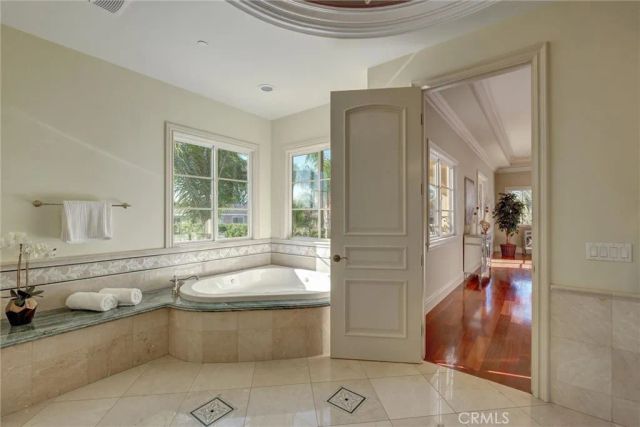 270 W Palm Drive, Arcadia, CA 91007