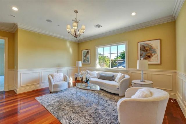 270 W Palm Drive, Arcadia, CA 91007