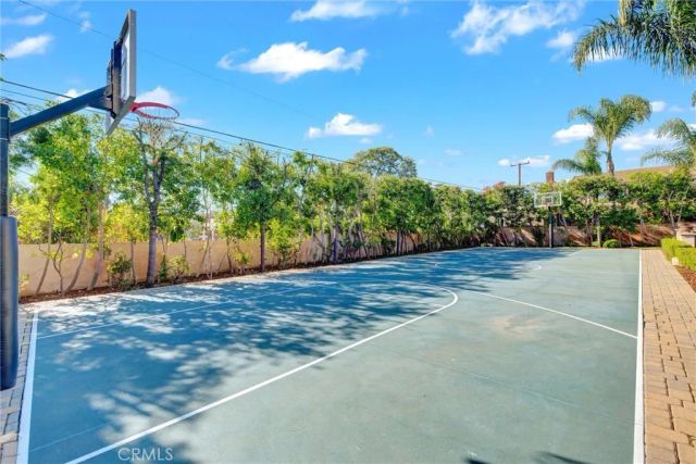 270 W Palm Drive, Arcadia, CA 91007