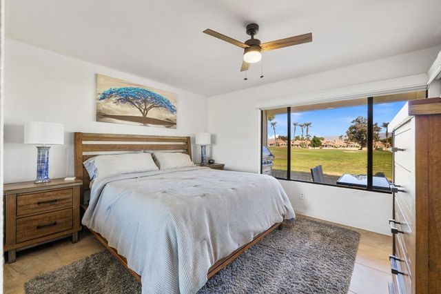 77116 Pauma Valley Way, Palm Desert, CA 92211