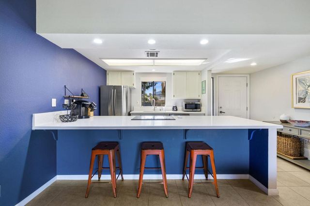 77116 Pauma Valley Way, Palm Desert, CA 92211