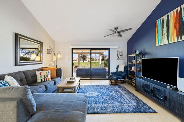 77116 Pauma Valley Way, Palm Desert, CA 92211