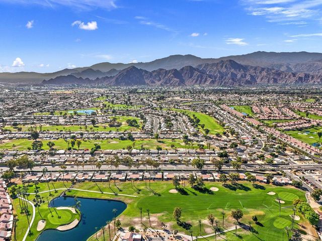 77116 Pauma Valley Way, Palm Desert, CA 92211