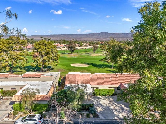 77116 Pauma Valley Way, Palm Desert, CA 92211